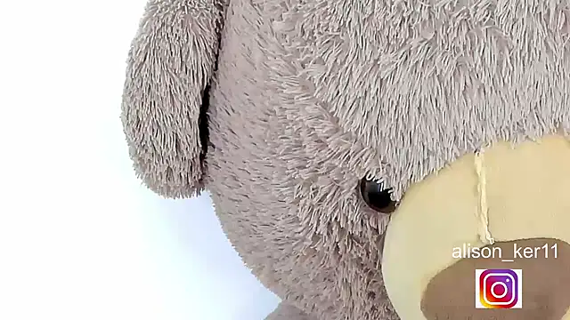 alison-ker3 online show from April 2026 01:23:02 AM