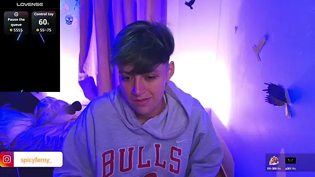 9 Fernanda 9 online show from October 2025 10:25:02 AM