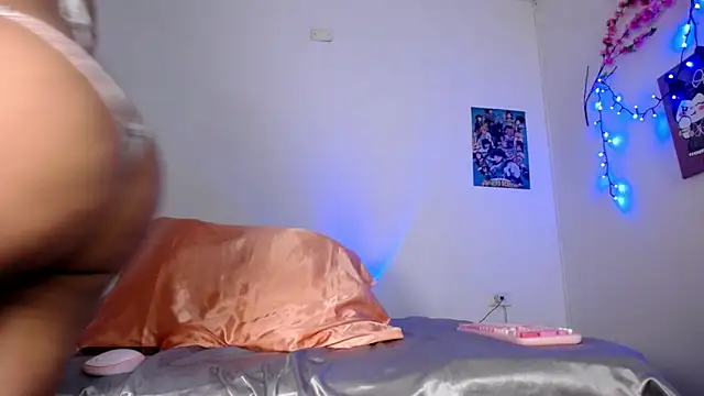 lou cute online show from April 2026 04:13:02 PM