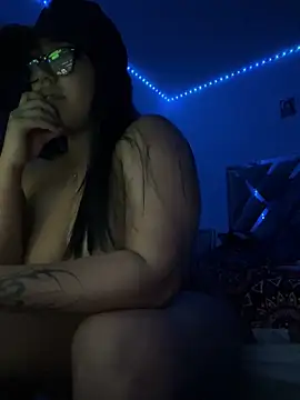 Margiee12 online show from May 2026 05:33:01 AM