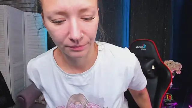 Snapshot of SarahCoksss chatting on November 2025 12:36:01 AM SarahCoksss online show from November 2025 12:36:01 AM