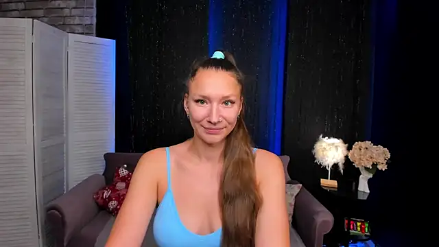 Snapshot of SarahCoksss chatting on November 2025 12:10:02 PM SarahCoksss online show from November 2025 12:10:02 PM