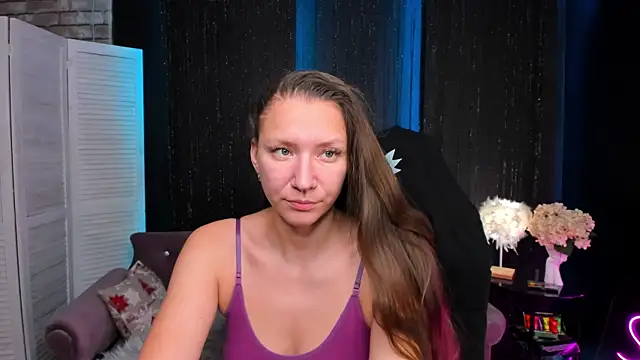 Snapshot of SarahCoksss chatting on November 2025 12:00:01 AM SarahCoksss online show from November 2025 12:00:01 AM