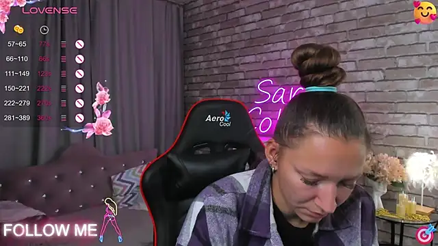 Snapshot of SarahCoksss chatting on September 2025 01:05:02 AM SarahCoksss online show from September 2025 01:05:02 AM