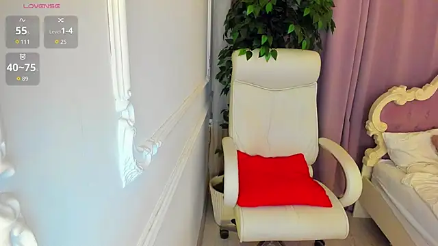 Lily Marlin online show from February 2026 06:05:02 AM