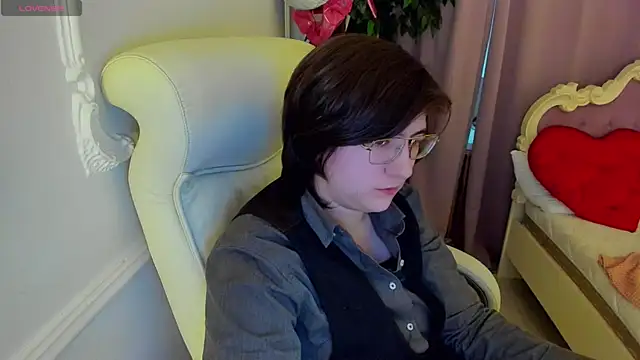 Lily Marlin online show from May 2026 04:07:01 PM