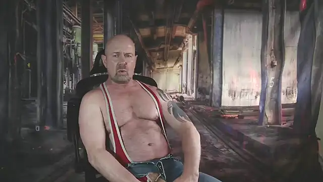 ManlyPrisonGuy online show from April 2026 01:46:01 PM