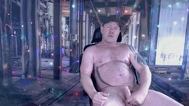 ManlyPrisonGuy online show from December 2025 02:31:01 PM