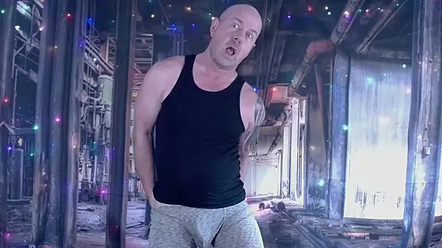 ManlyPrisonGuy online show from November 2025 01:22:01 PM