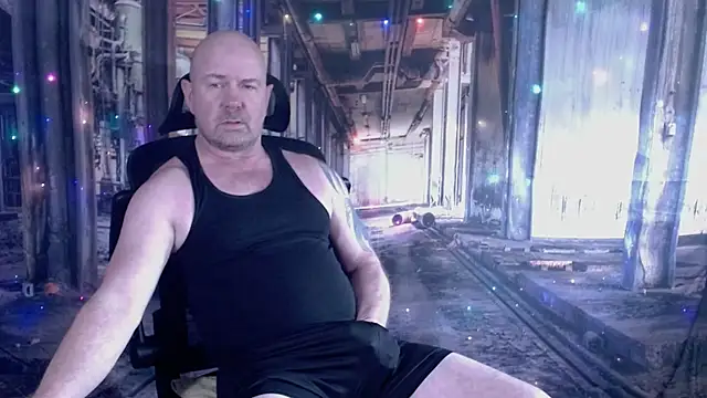 ManlyPrisonGuy online show from December 2025 01:21:02 PM