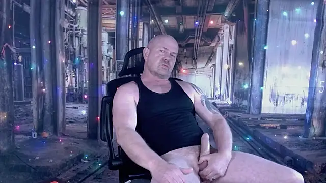 ManlyPrisonGuy online show from December 2025 01:16:02 PM