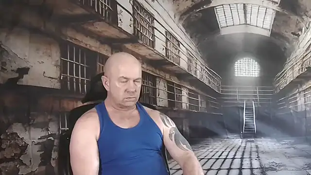 ManlyPrisonGuy online show from October 2025 12:18:02 PM