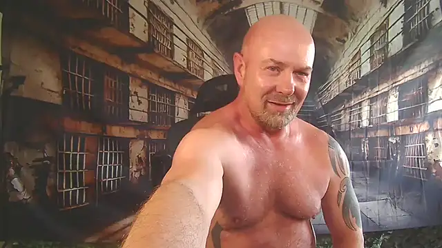 ManlyPrisonGuy online show from May 2026 02:24:02 PM
