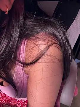 sexy-simmy online show from June 2026 06:50:01 PM
