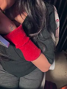 sexy-simmy online show from February 2026 06:17:01 PM