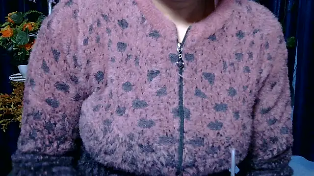 sexy-simmy online show from November 2025 01:20:02 AM