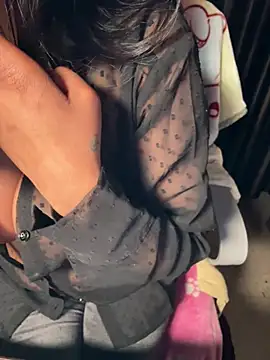 sexy-simmy online show from February 2026 06:52:01 PM