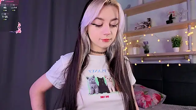 TristaRoht online show from March 2026 02:50:01 PM