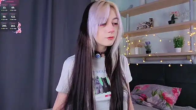 TristaRoht online show from March 2026 03:28:03 PM