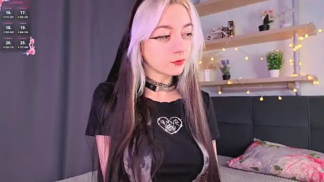 TristaRoht online show from March 2026 03:12:01 PM