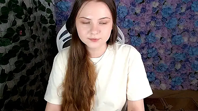 IxxiLiana online show from September 2025 05:03:01 AM