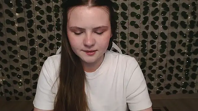 IxxiLiana online show from March 2025 05:08:01 AM