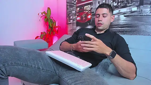 Snapshot of ANDER_PEREZ chatting on February 2025 02:44:02 PM ANDER PEREZ online show from February 2025 02:44:02 PM