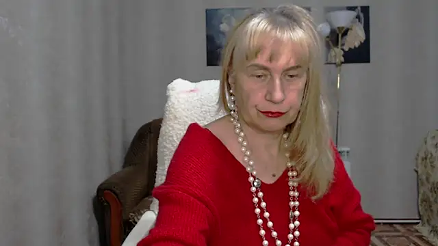Snapshot of koroleva70 chatting on October 2025 05:17:01 PM koroleva70 online show from October 2025 05:17:01 PM