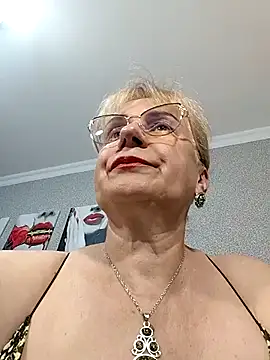 Snapshot of koroleva70 chatting on June 2026 10:37:01 AM koroleva70 online show from June 2026 10:37:01 AM