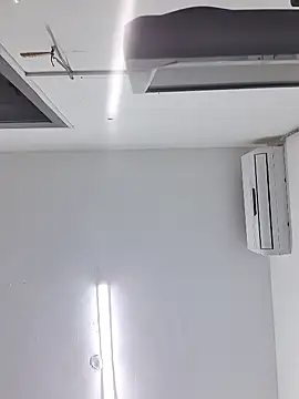 hothoney80 online show from January 2026 12:19:02 PM