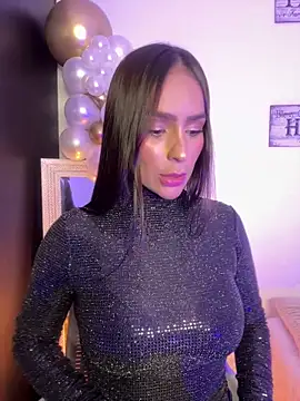 Mau White online show from March 2025 01:04:01 AM