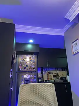 Mau White online show from April 2026 01:34:01 AM