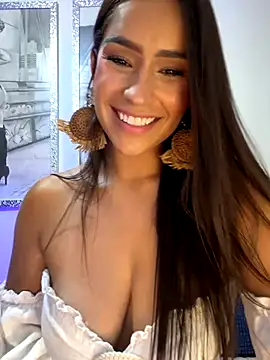 Mau White online show from November 2025 10:26:02 PM