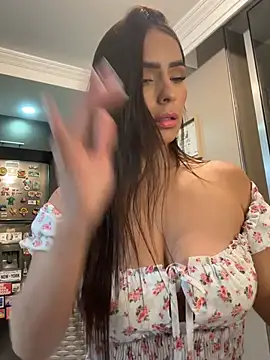 Mau White online show from April 2026 01:40:02 AM