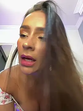 Mau White online show from February 2025 09:41:02 PM