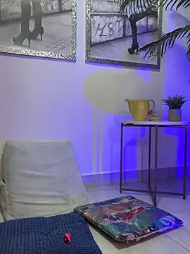 Mau White online show from March 2026 02:37:01 AM