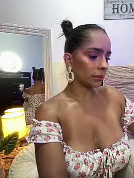 Mau White online show from March 2025 10:15:02 PM