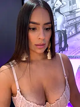 Mau White online show from October 2025 10:41:02 PM