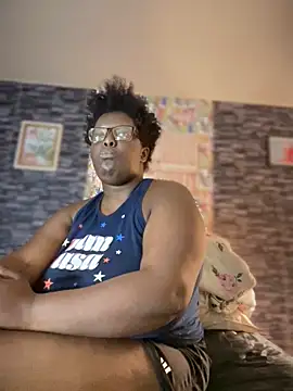 Yagurl  west online show from November 2025 03:32:02 AM