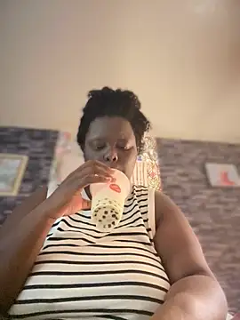 Yagurl  west online show from November 2025 10:35:02 PM