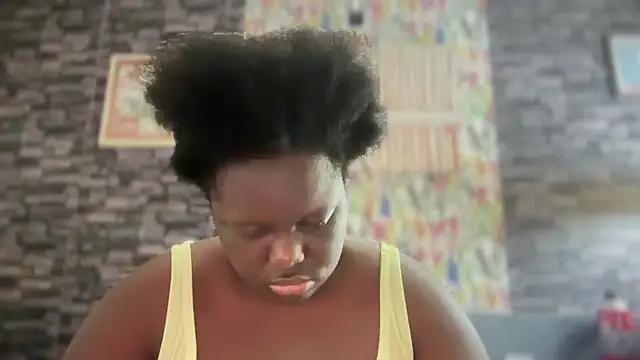 Snapshot of Yagurl__west chatting on September 2025 03:12:01 PM Yagurl west online show from September 2025 03:12:01 PM