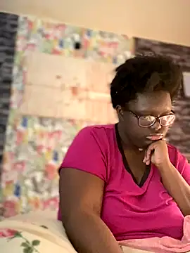 Yagurl  west online show from December 2025 06:18:02 PM