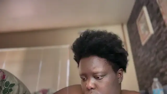 Snapshot of Yagurl__west chatting on September 2025 09:54:01 PM Yagurl west online show from September 2025 09:54:01 PM