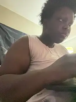 Snapshot of Yagurl__west chatting on March 2025 12:06:02 PM Yagurl west online show from March 2025 12:06:02 PM