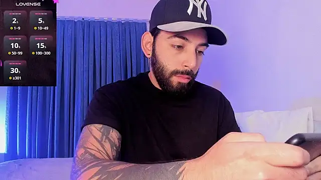 leo thewolf  online show from November 2025 07:50:02 PM