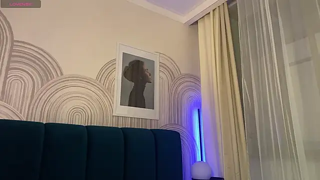 viviann evans online show from March 2026 12:56:01 AM