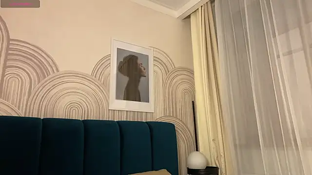 viviann evans online show from April 2026 12:59:02 AM