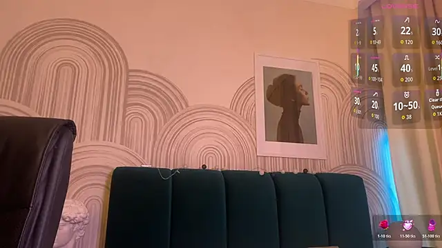 viviann evans online show from November 2025 01:21:02 AM