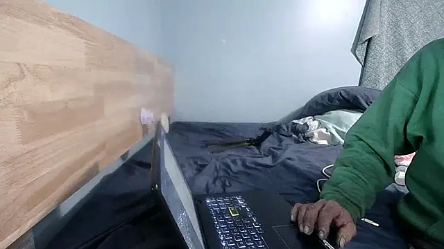 Mshizzle12 online show from February 2026 09:06:02 AM