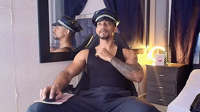 Manolo Hot1 online show from February 2025 02:33:02 PM